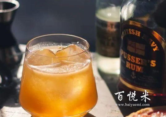 烘焙中常用的酒有哪些?它們有什么區(qū)別?和什么甜點(diǎn)最搭?